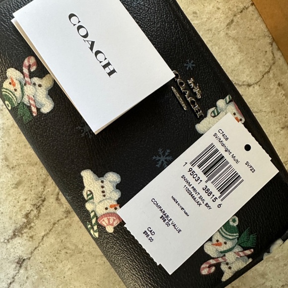 Coach Makeup bag-New in Box - Picture 3 of 3